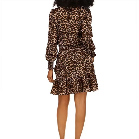 Animal Print Pebble Crepe Surplice V-Neck Dress - Picture 3 of 4
